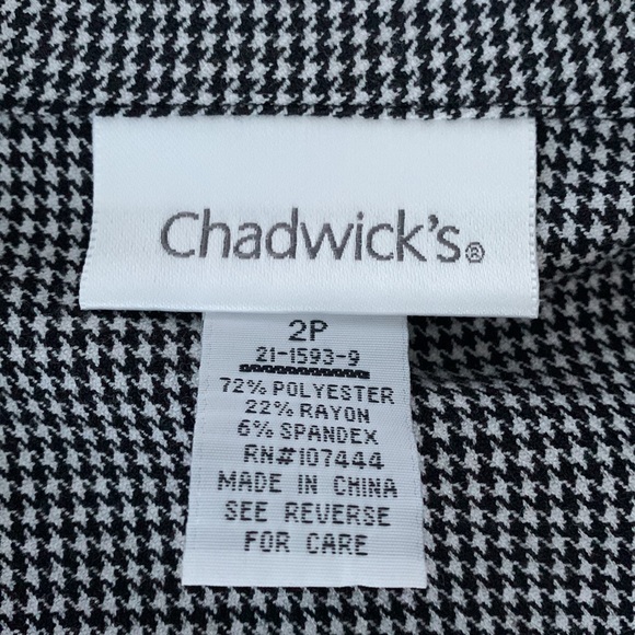 Chadwick’s Woman’s Petite lightweight blazer - Picture 4 of 4